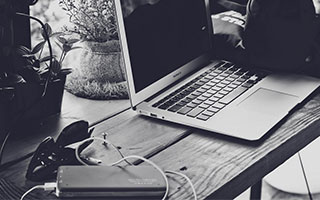 米6体育官方网站-马刺客场大胜国王，德罗赞独得40分成为全队得分王