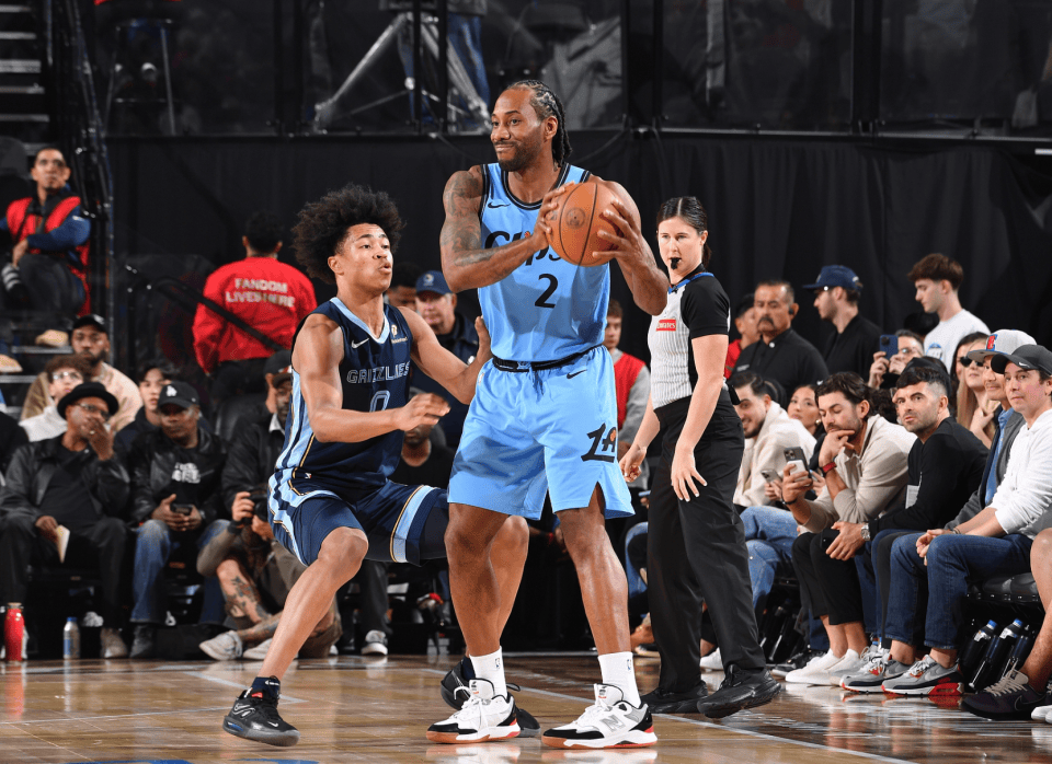 米乐体育平台官网-快船回勇，击败灰熊取得三连胜