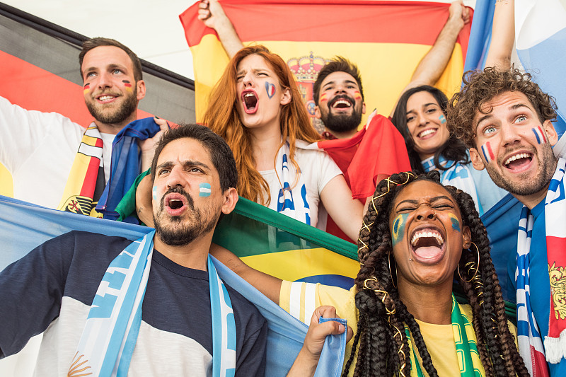 m6米乐在线官网-国际足球赛事引人注目，赛场欢呼的简单介绍