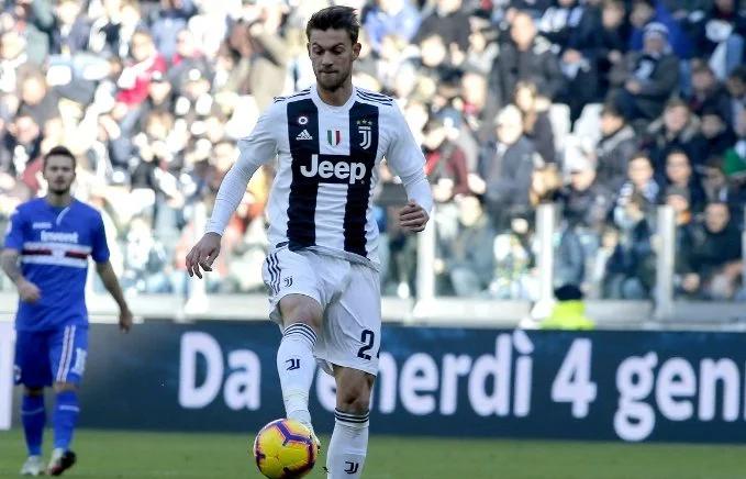 米乐m6官网-尤文图斯签下新后卫强化防线