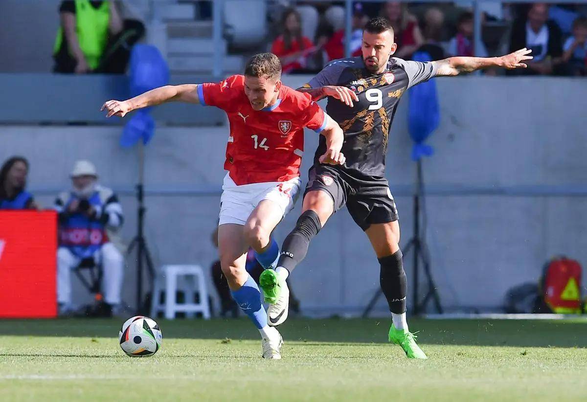 米乐体育官方网站入口-精彩纷呈！欧国联比赛即将战火重燃