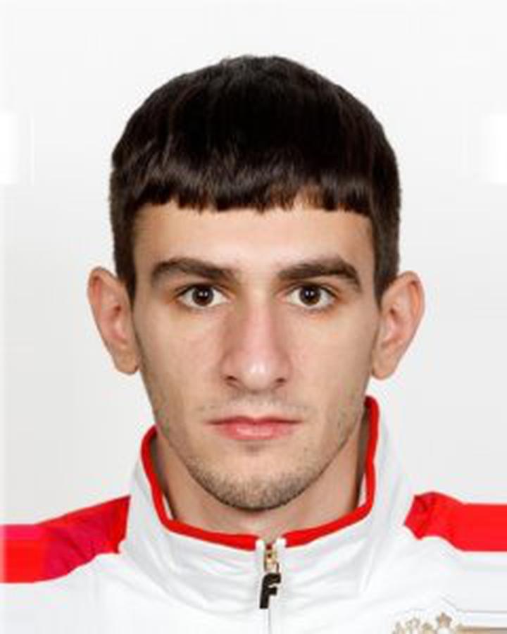 米乐体育网站-俄罗斯田径选手勤恳训练，成绩喜人